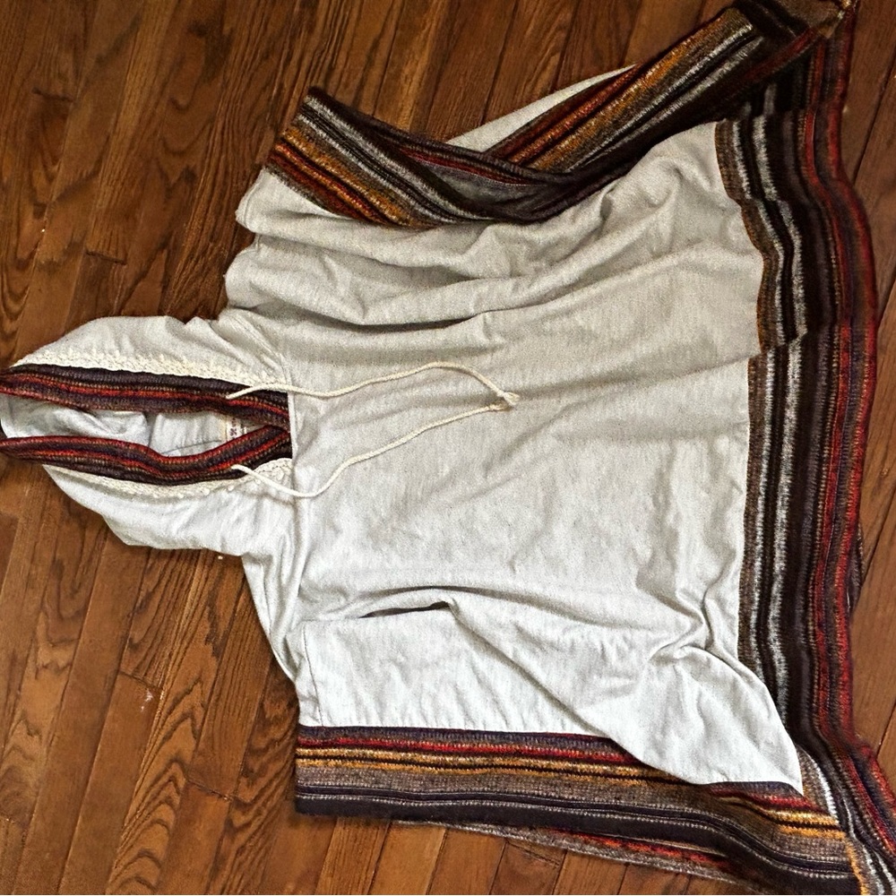 Only worn once poncho with hood. Altar’s State